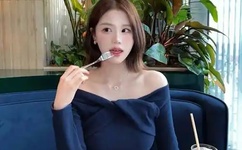 广场舞阿哥阿妹新